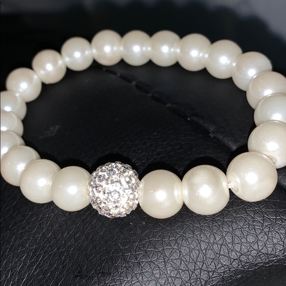 Pearl and Crystal Bead bracelet